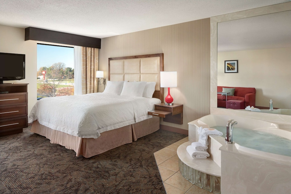Hampton Inn & Suites Detroit Sterling Heights - photo 7