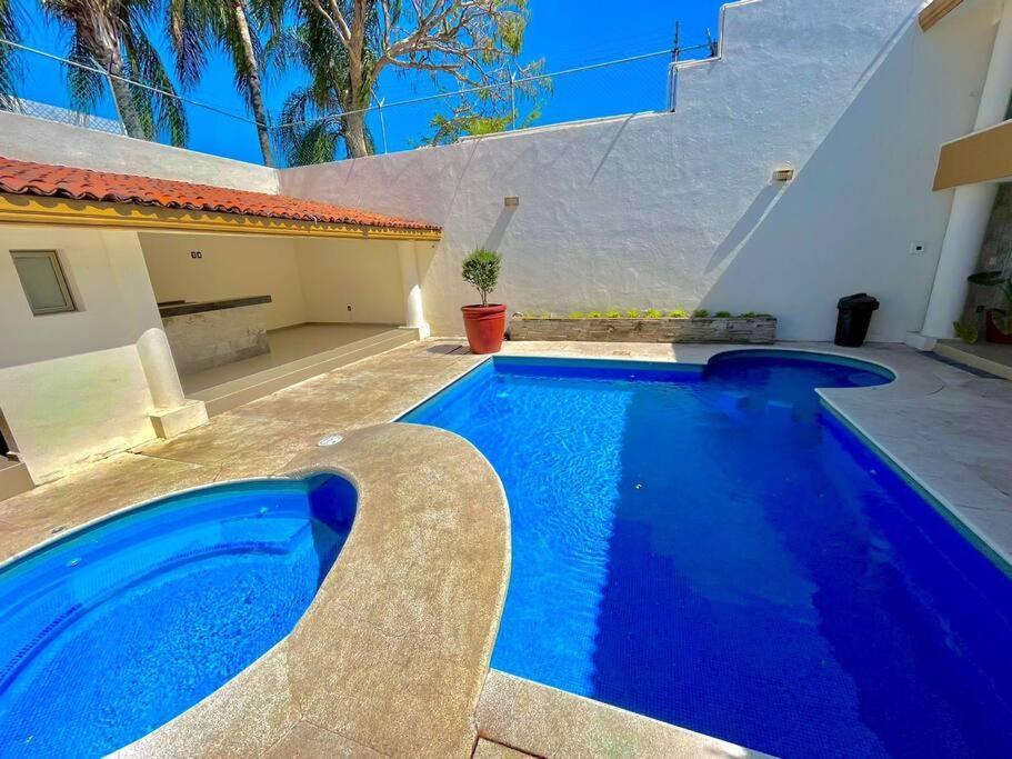 Residencia las Palmas in Colima, Mexico