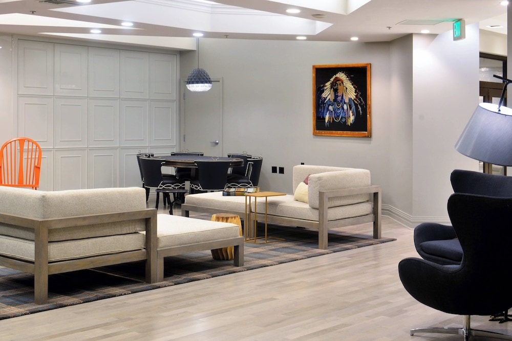 Renaissance Reno Downtown Hotel & Spa - photo 10