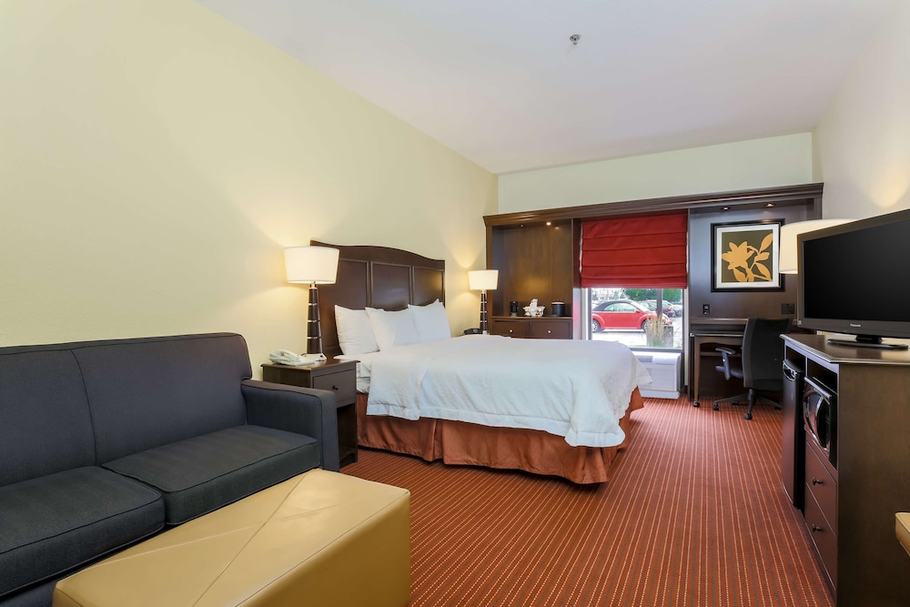 Hampton Inn Champaign Urbana - photo 32