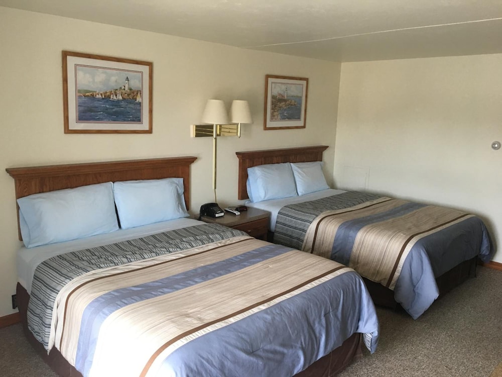 Coho Motel and Suites - photo 13