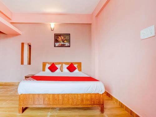 Hotel O Crown Square in Bhopal, India