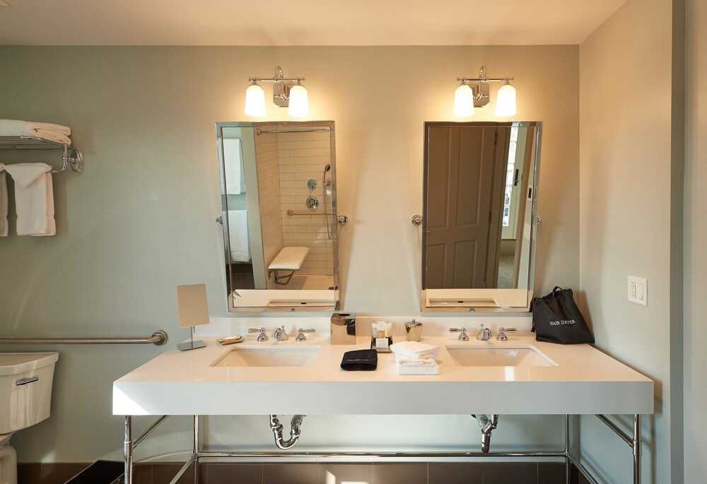 The Groton Inn - photo 26