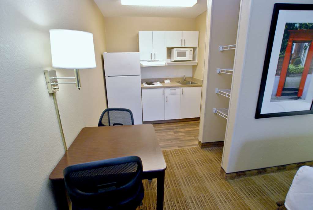 MainStay Suites Knoxville Cedar Bluff - photo 13