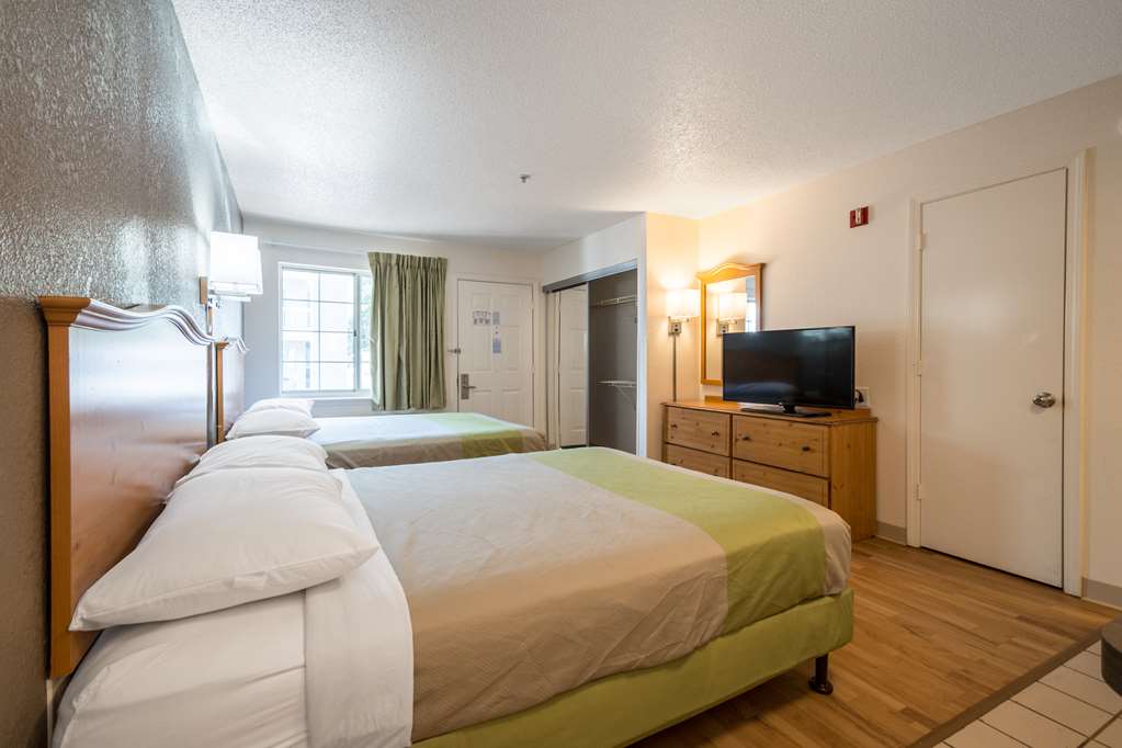Motel 6 Duluth GA Atlanta Gwinnett Place - photo 10
