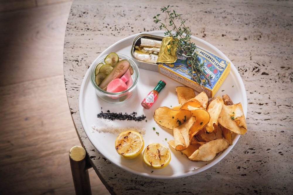 Kimpton Everly Hotel Hollywood by IHG - photo 81