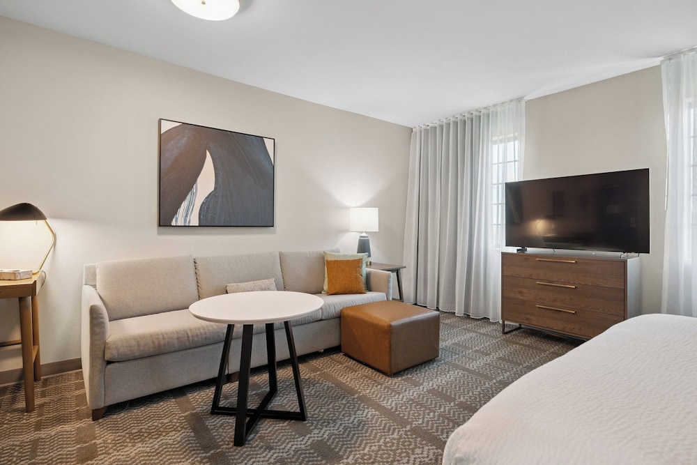 Staybridge Suites Sacramento Woodland - photo 55