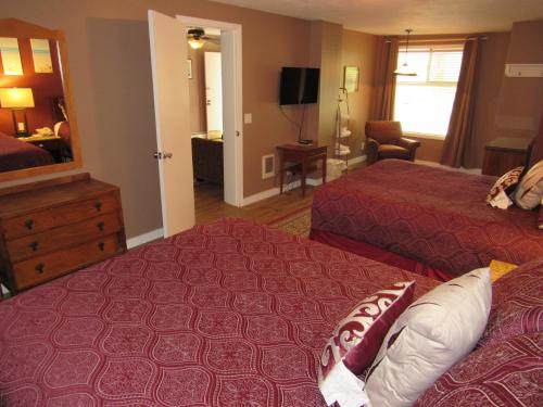 Captain Cook Inn - photo 17