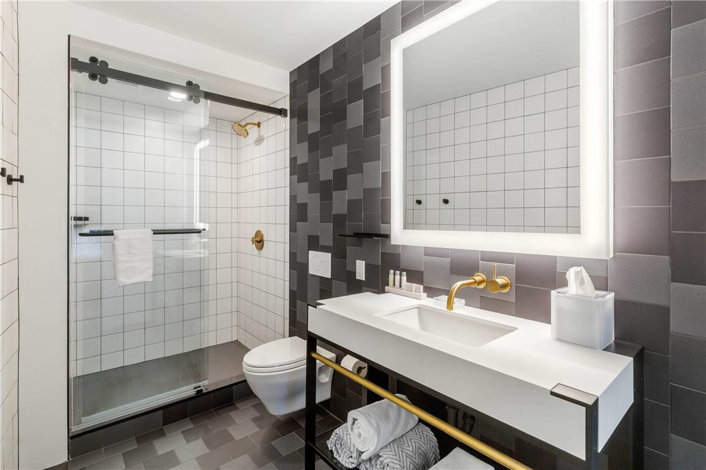 Cambria Hotel Boston Downtown Seaport - photo 19