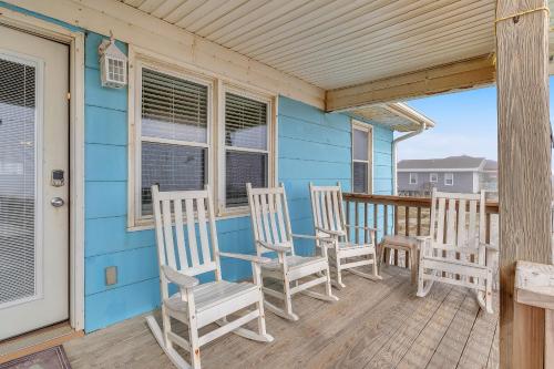 Cabana Boy by Oak Island Accommodations - photo 33