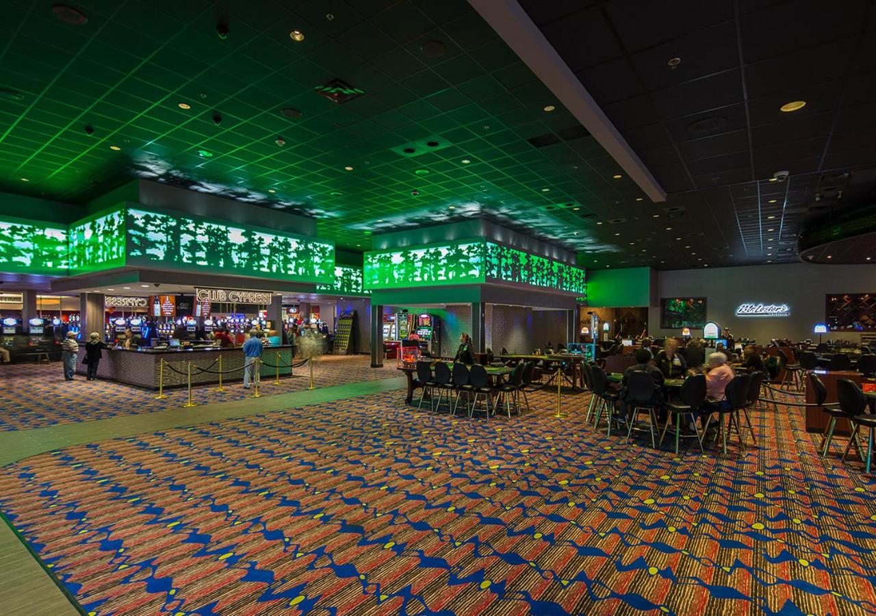 Cypress Bayou Casino Hotel - photo 20