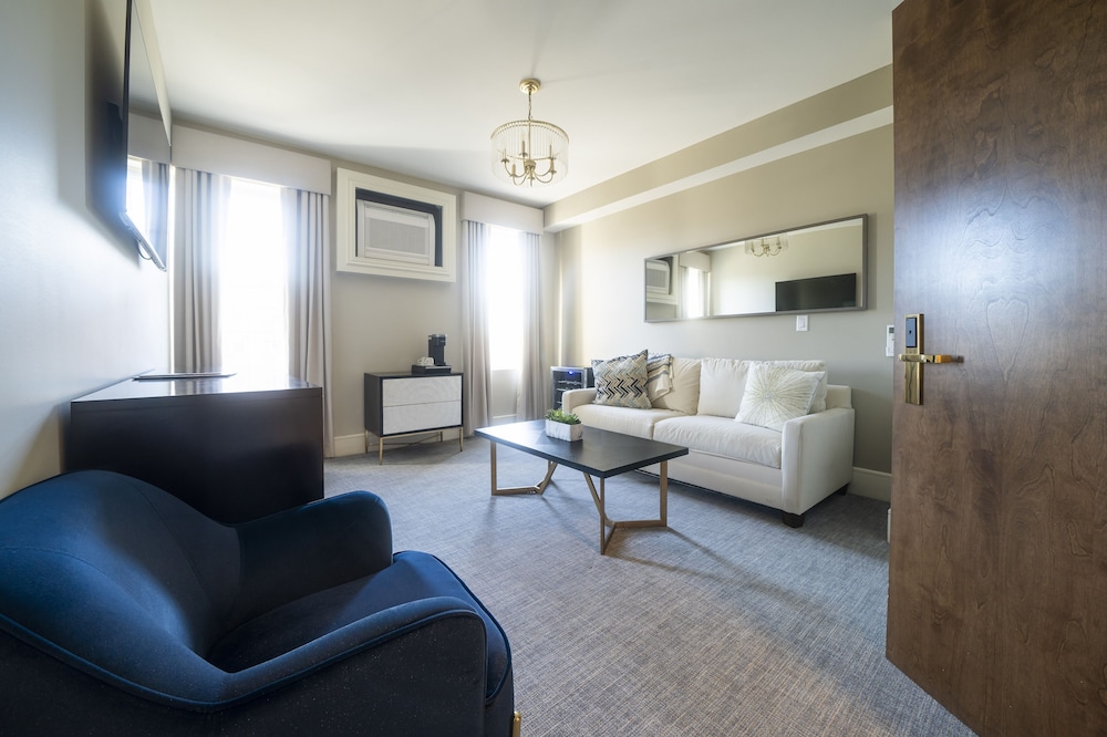 The Orange Inn Boutique Hotel - photo 8