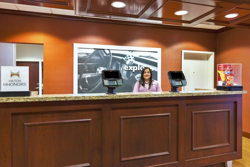 Hampton Inn Detroit Southgate - photo 4