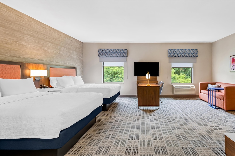 Hampton Inn & Suites Grove City - photo 28