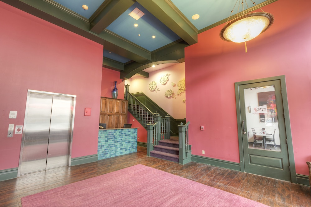 Montvale Hotel - photo 3