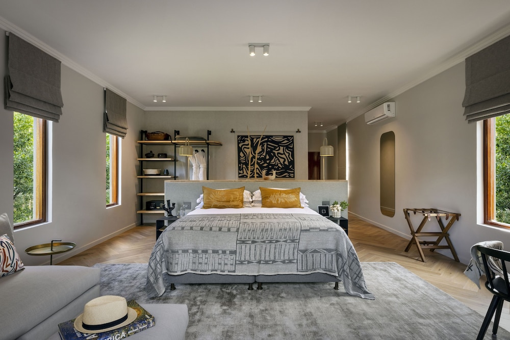 The Peech Hotel — 4-Star Luxury Hotel in Johannesburg, South Africa