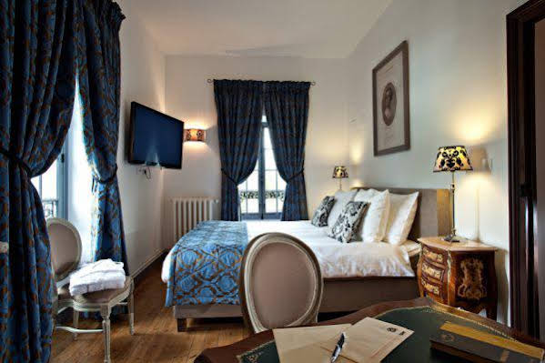 Château La Canière — 5-Star Luxury Hotel in Clermont-Ferrand, France
