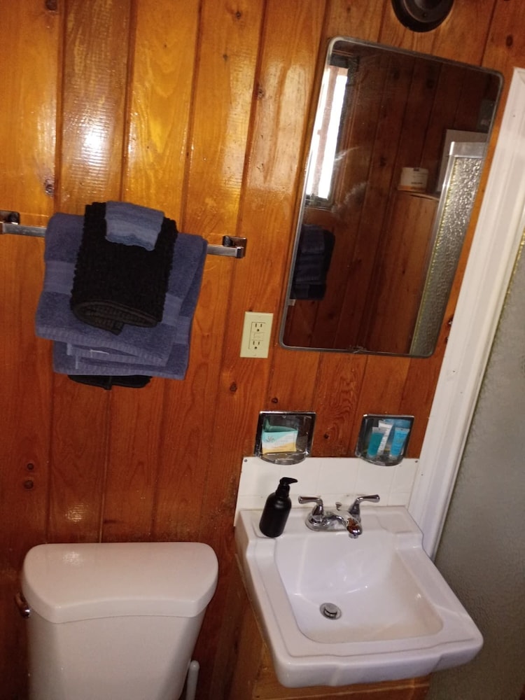Hidden Rest Cabins & Resort - photo 61