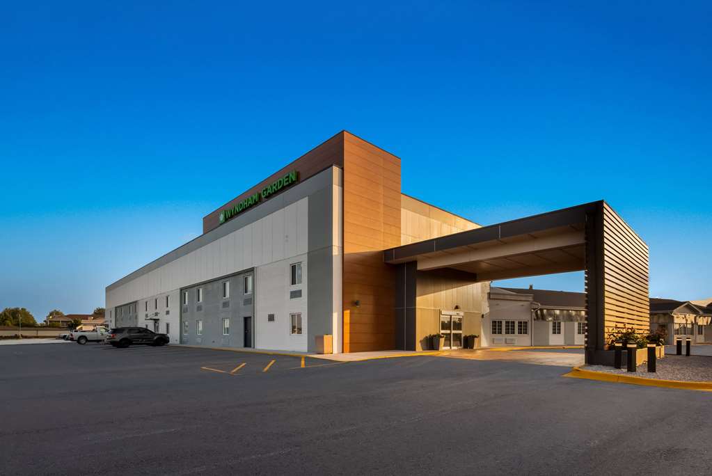 Wyndham Garden Ankeny - photo 2