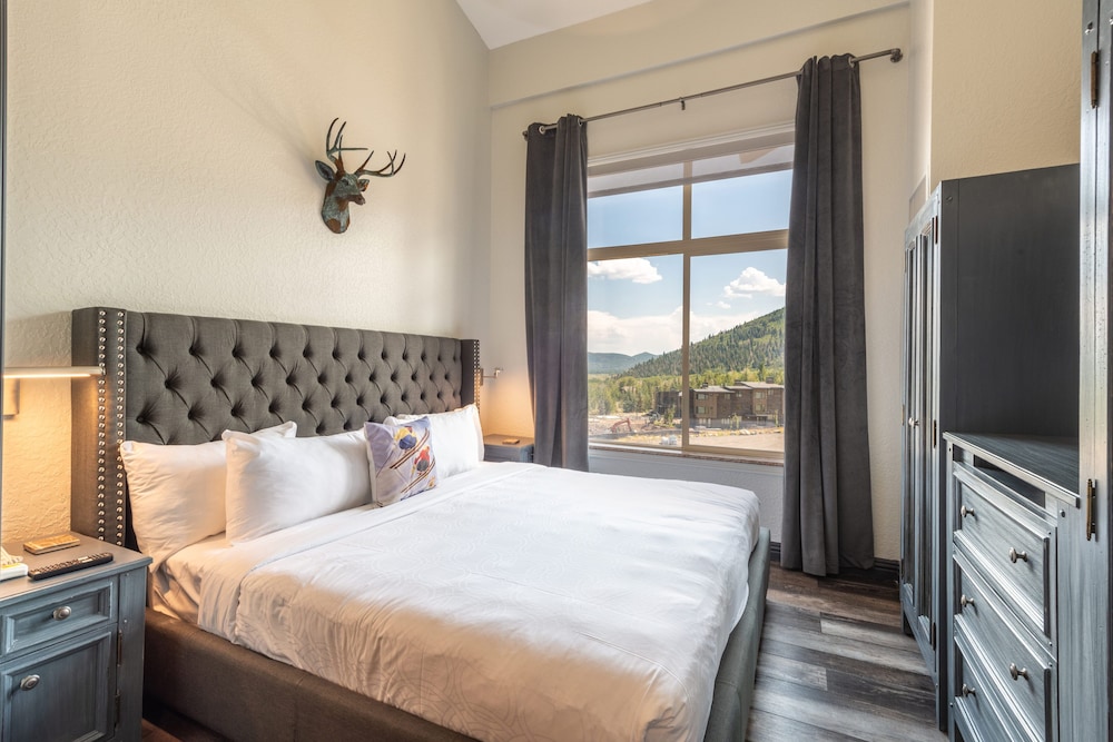 Westgate by Canyons Village Rentals — 4-Star Luxury Hotel in Bridgeport, United States