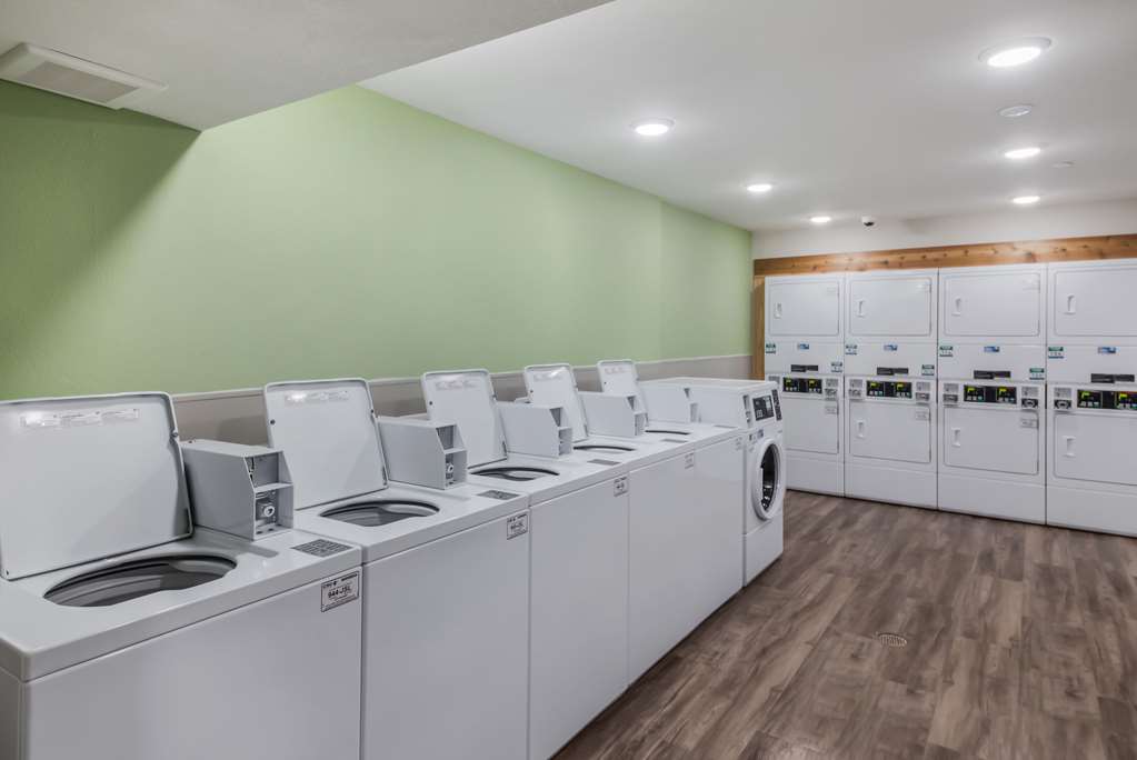 WoodSpring Suites Round Rock Austin North - photo 35