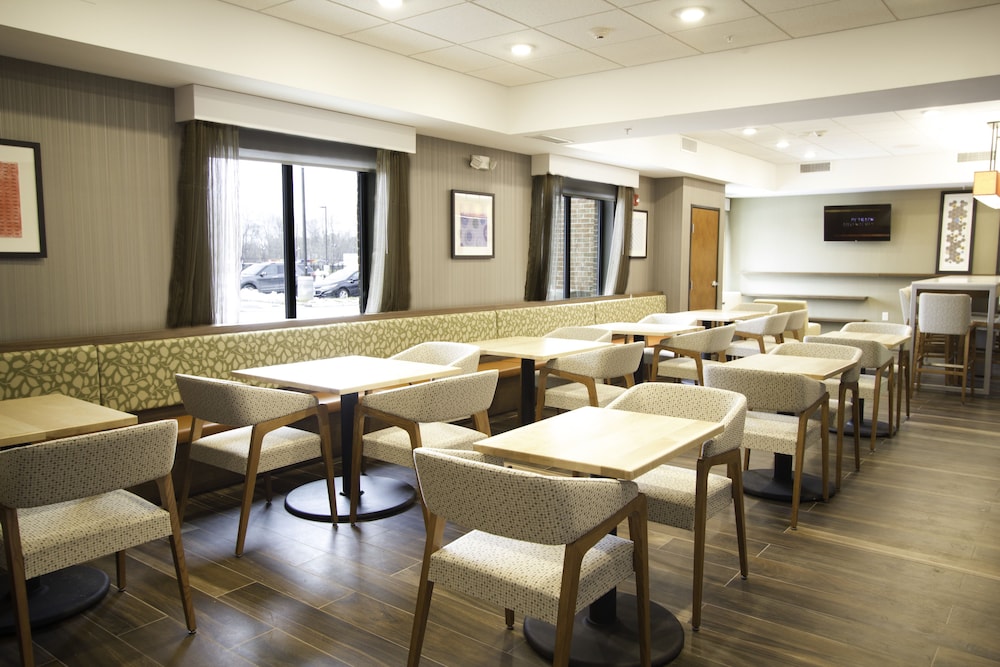 Holiday Inn Express Bordentown Trenton South by IHG - photo 21