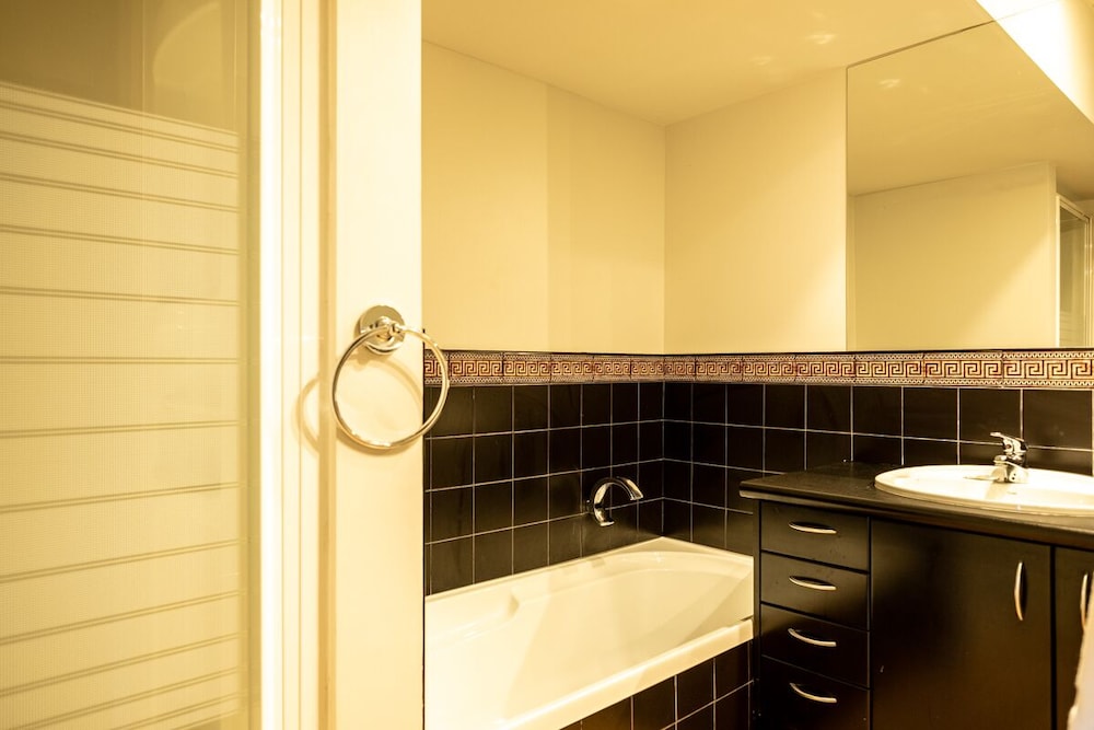 6 Oregon Heights in Unknown City, New Zealand