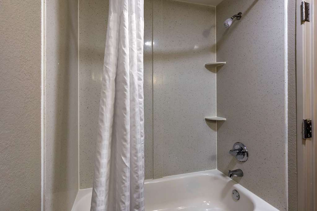 Comfort Suites Pineville Ballantyne Area - photo 12