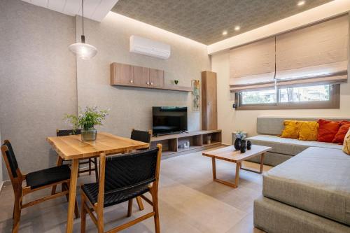 Iasmos Luxury Apartment — 4-Star Luxury Hotel in Irakleion, Greece