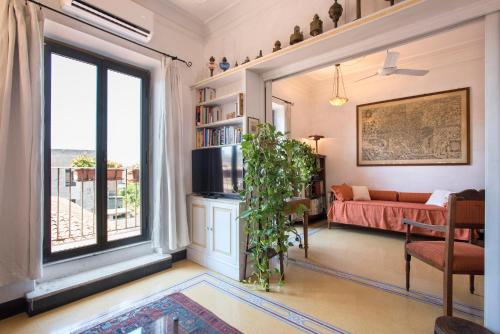 Colosseo the Family Home in Monti — 4-Star Luxury Hotel in Rome, Italy