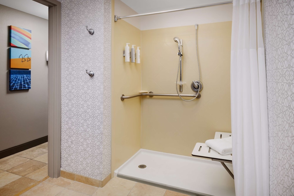 Hampton Inn Ft. Lauderdale Cypress Creek - photo 19