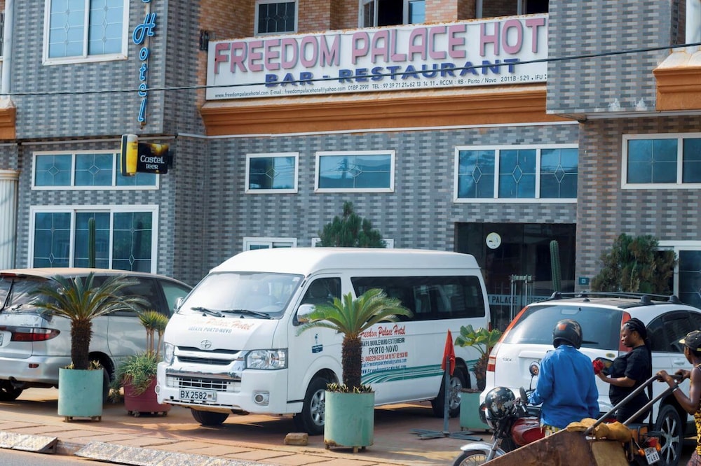 Freedom Palace Hôtel in Porto-Novo, Benin