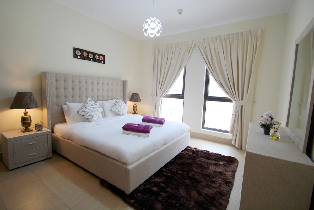 Kennedy Towers Zanzebeel 3 — 4-Star Luxury Hotel in Dubai, United Arab Emirates