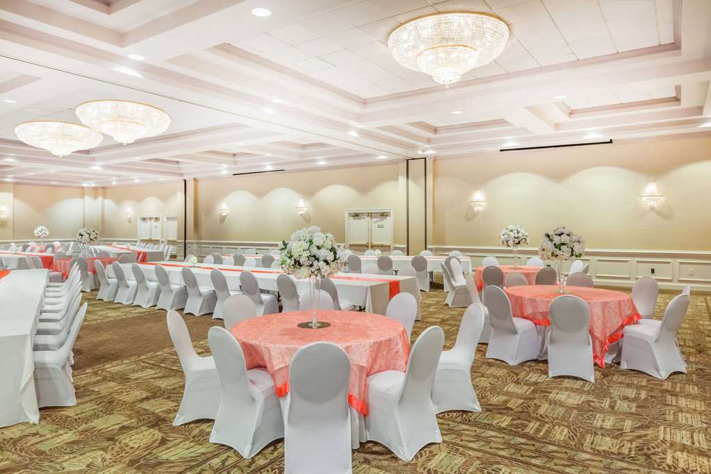Wyndham Virginia Beach Oceanfront - photo 43