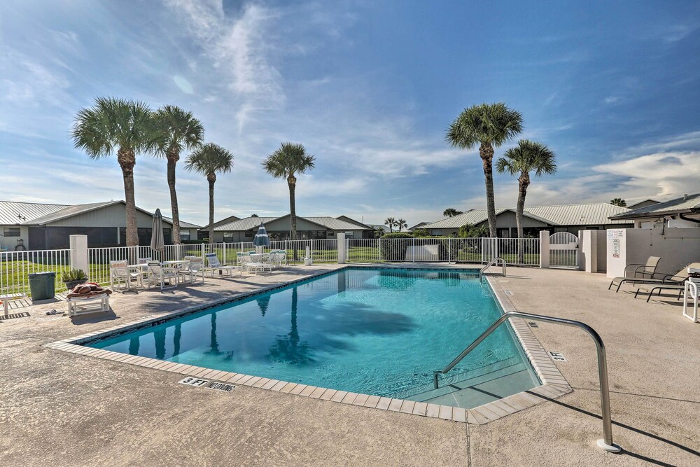 Pool Access Screened Porch: Sebring Resort Home - photo 12