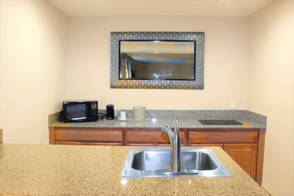 Courtyard by Marriott Santa Fe - photo 40