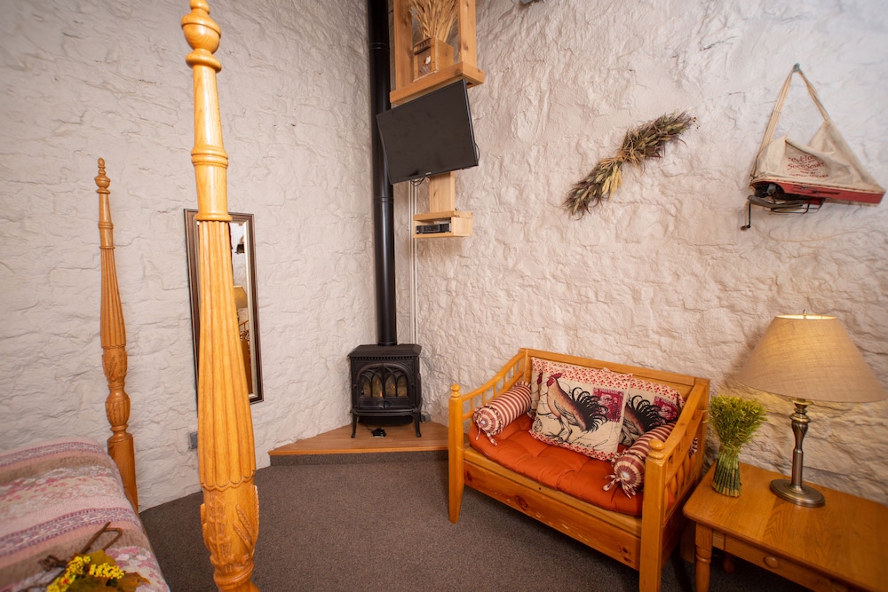Stone Mill Hotel & Suites - photo 39