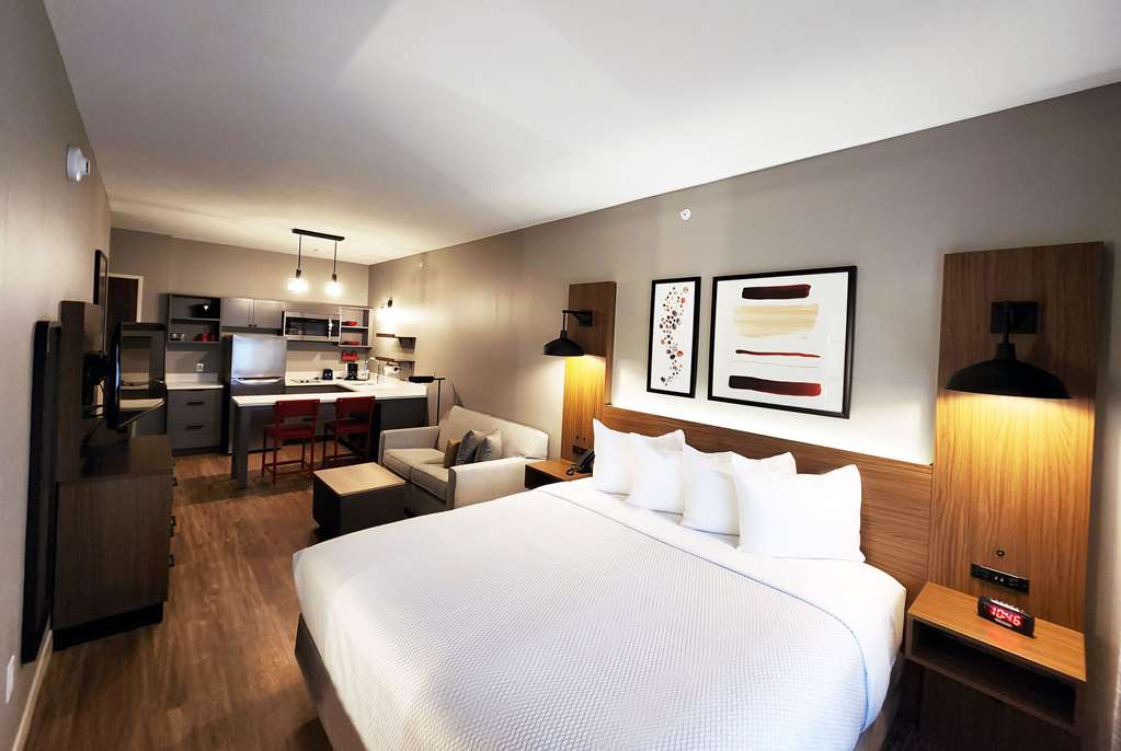 Hawthorn Extended Stay by Wyndham Pflugerville - photo 20