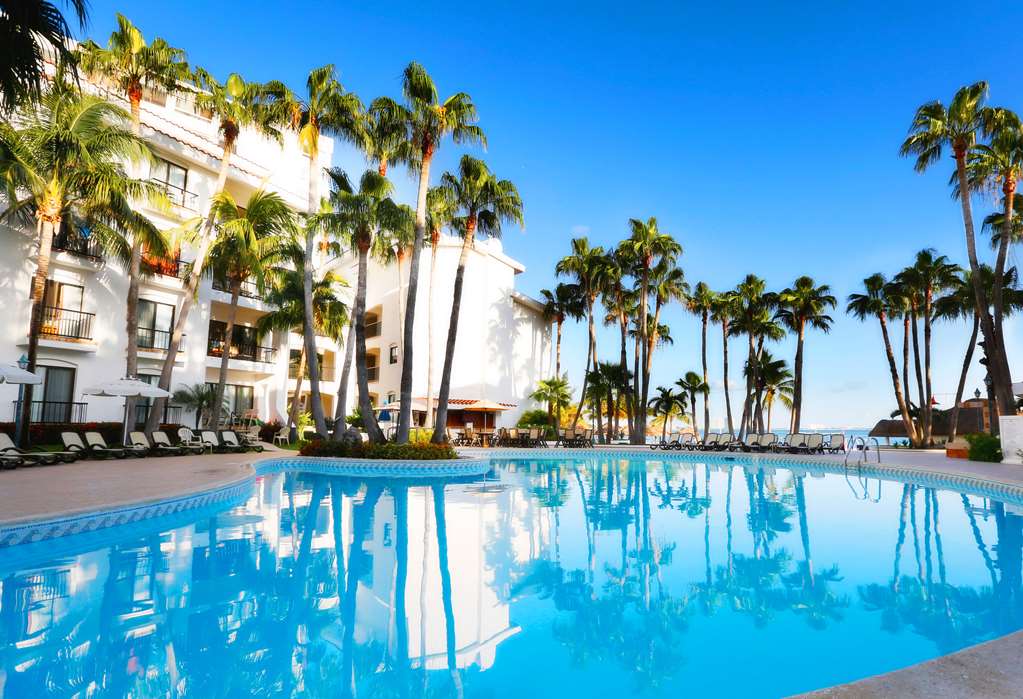 The Royal Cancun All Suites Resort