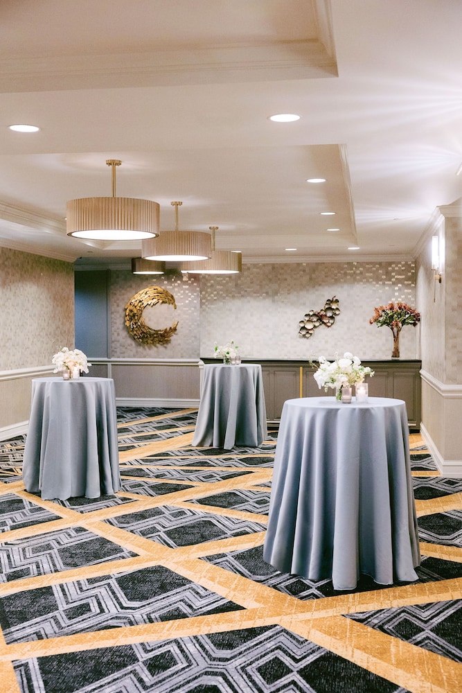 Martinique New York on Broadway Curio Collection by Hilton - photo 17