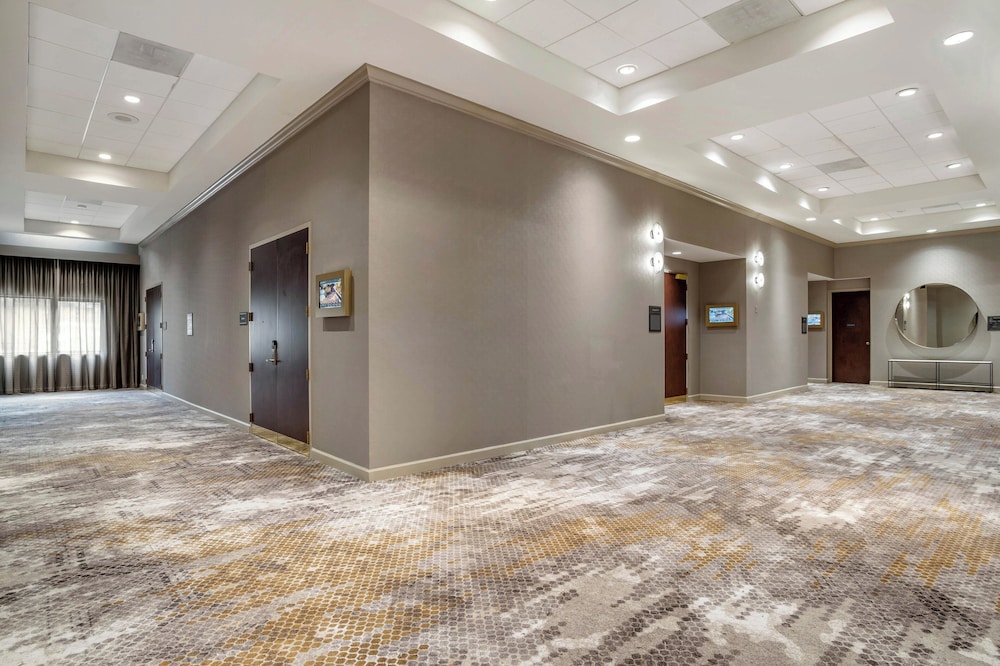 Sheraton Suites Wilmington Downtown - photo 44