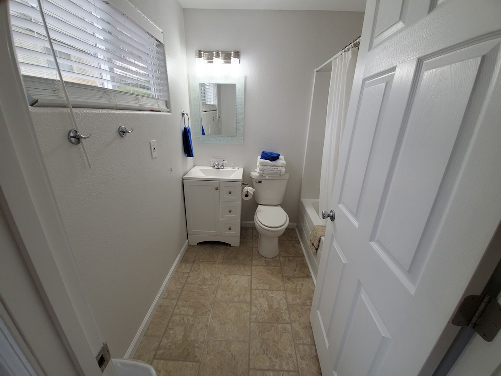 Lake Breeze Resort - photo 110