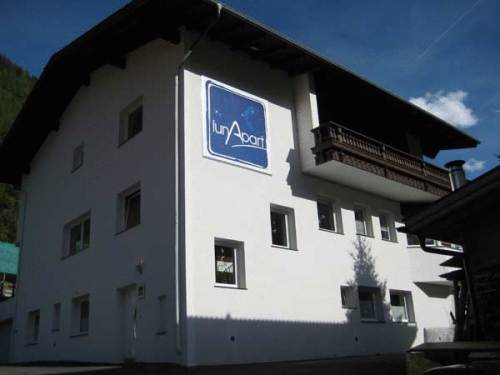 LunApart — 4-Star Luxury Hotel in Soelden, Austria