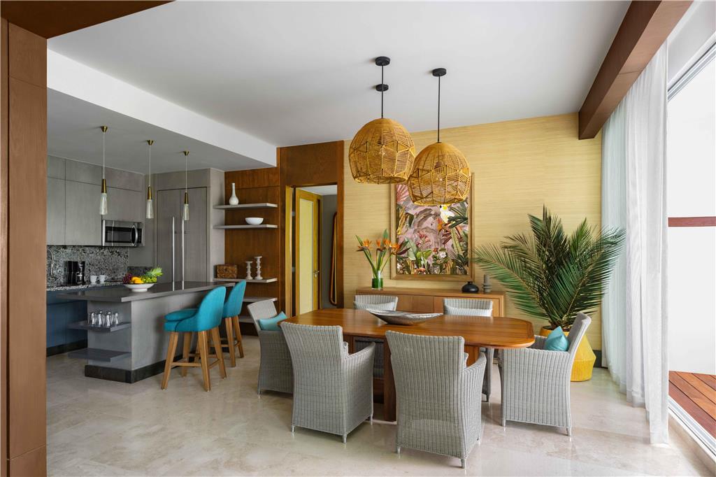 Jungala BedSuite Kitchen amp Dining Table