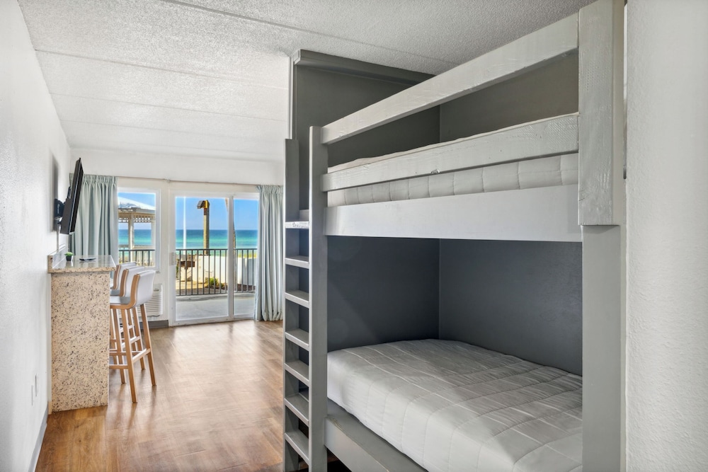 Sugar Sands Beachfront Hotel a By The Sea Resort - photo 13