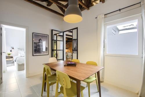 Charming Madrid Serrano — 4-Star Luxury Hotel in Madrid, Spain