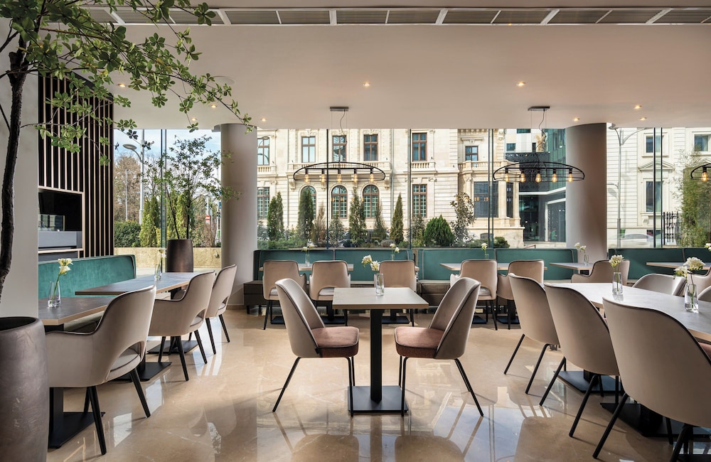 מזון ומשקאות