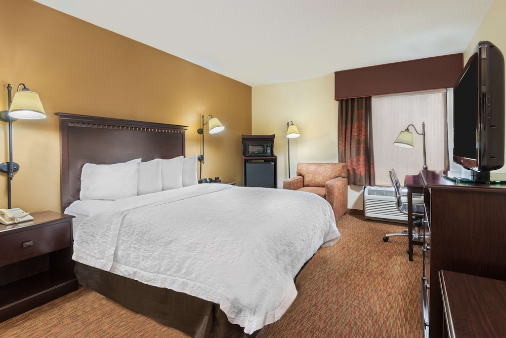 Hampton Inn Charlotte University Place - photo 7
