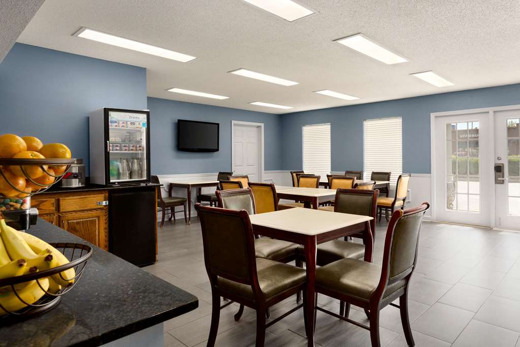 Baymont by Wyndham Warner Robins - photo 38