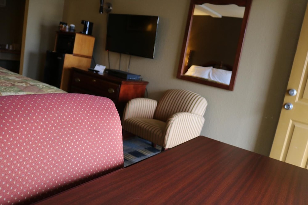 Battlefield Inn Springfield - photo 25
